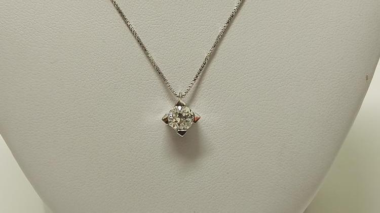 Castone a 4 Griff con Diamante da 0,55 ct. Colore G Purezza VS.