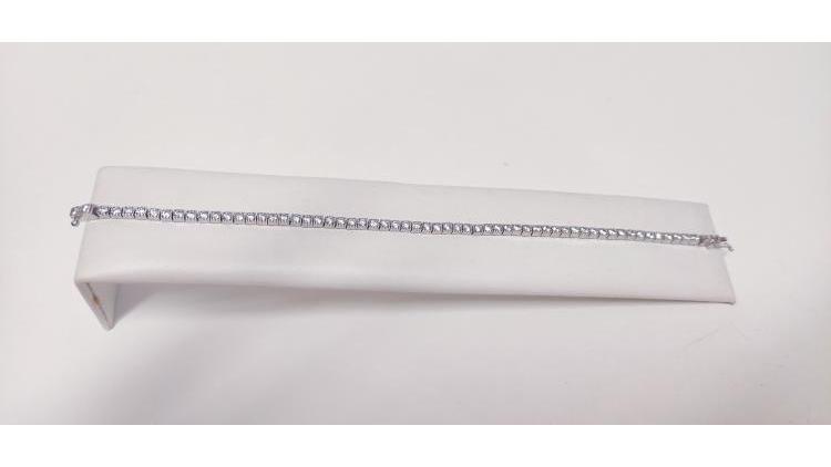 Tennis di Diamanti per una Caratura di 1,83. Lunghezza cm 19.