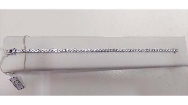 Tennis con Diamanti per una caratura totale di 4,50.