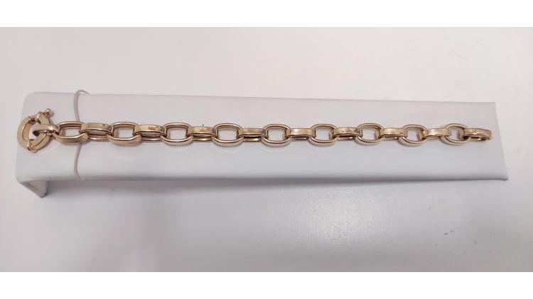 Bracciale ad anelli grandi, molto elegante.