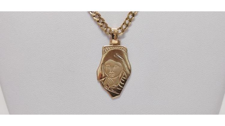 Collana con ciondolo ad un prezzo eccezionale.