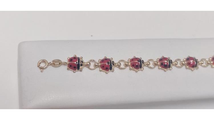 Bracciale con Coccinelle portafortuna.