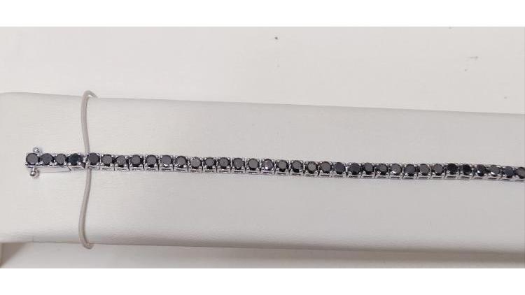 Tennis con Diamanti Neri per una caratura totale di 7,95.