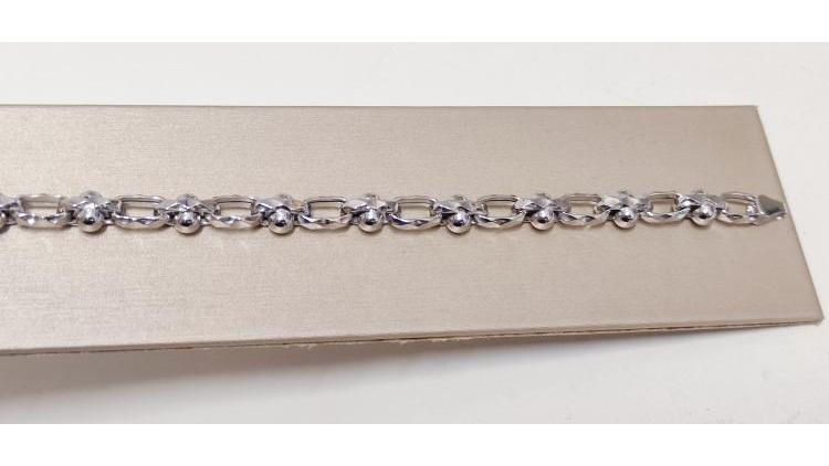 Bracciale di ottima fattura, ottima idea regalo.