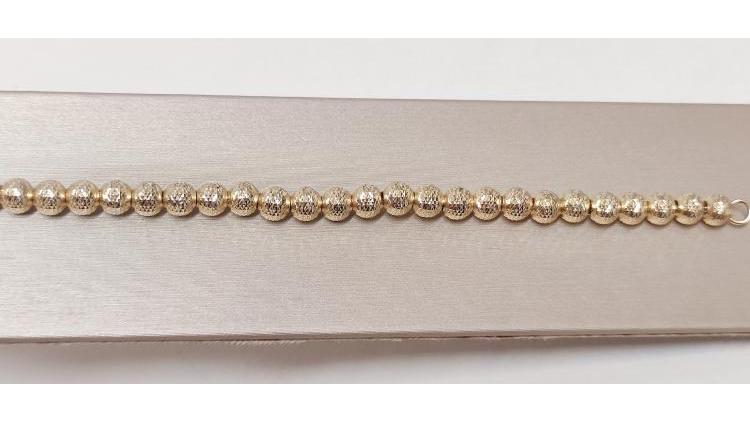 Bracciale a palline satinate.