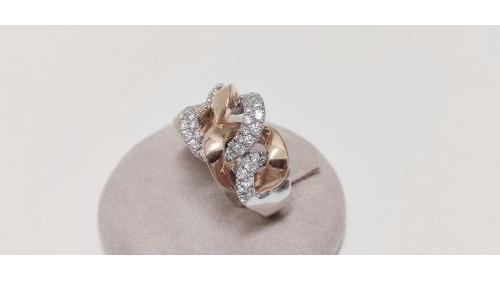 Con Diamanti per una Caratura totale di 0,50.